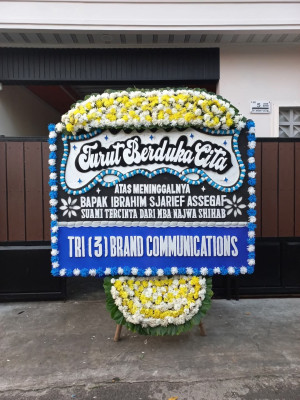 Papan Bunga Duka di Mugarsari